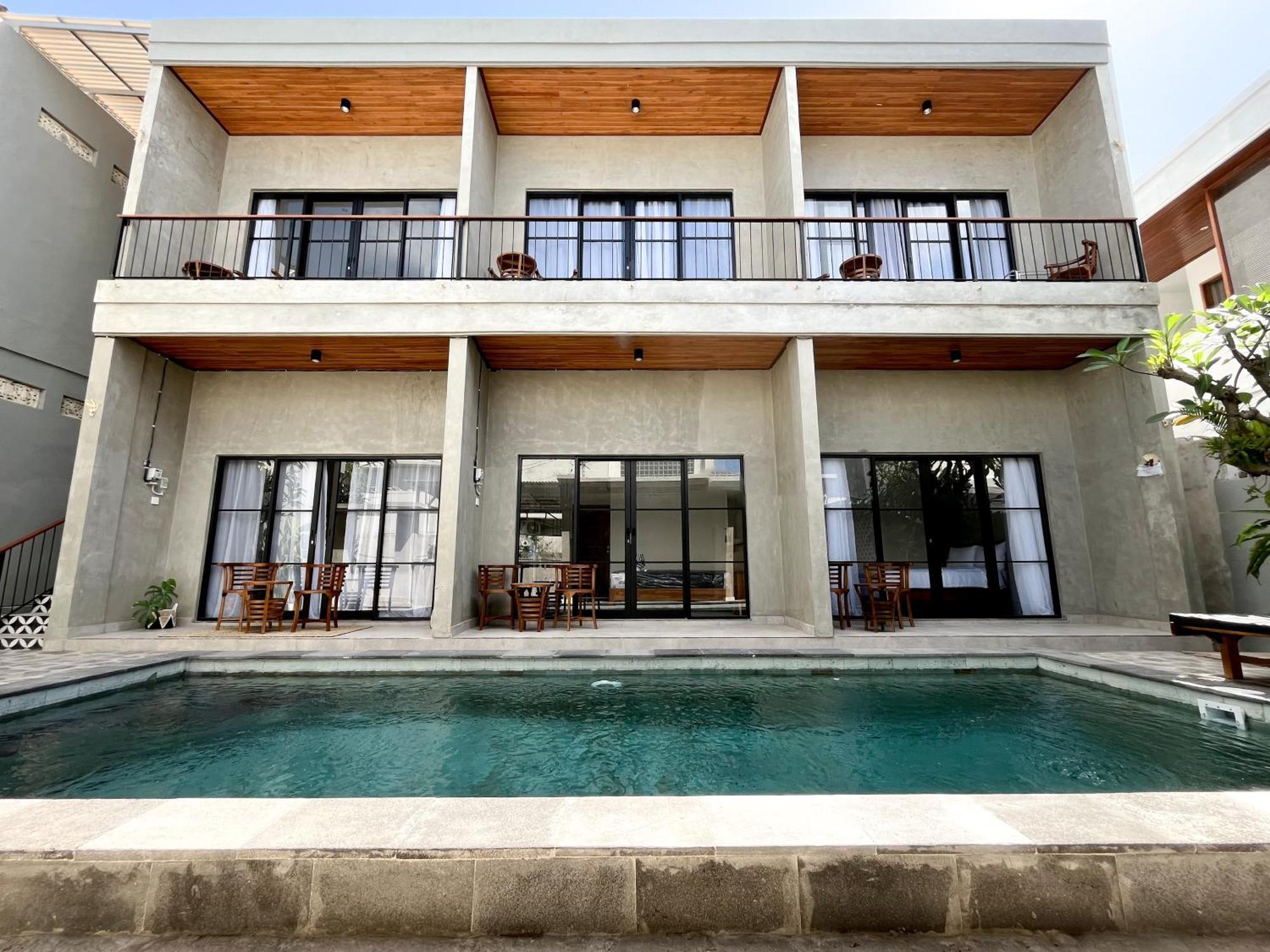 Adi Surya Guest House سمينياك المظهر الخارجي الصورة