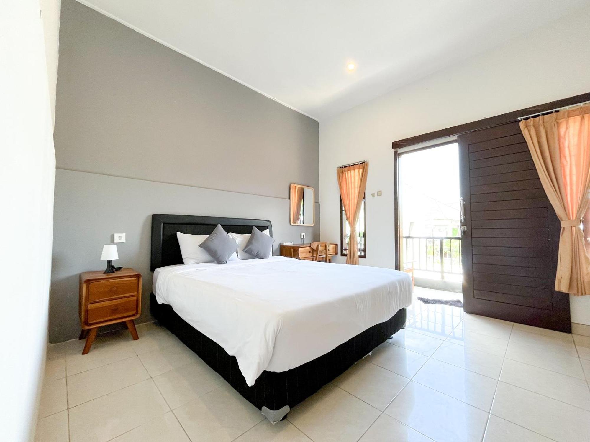 Adi Surya Guest House سمينياك المظهر الخارجي الصورة